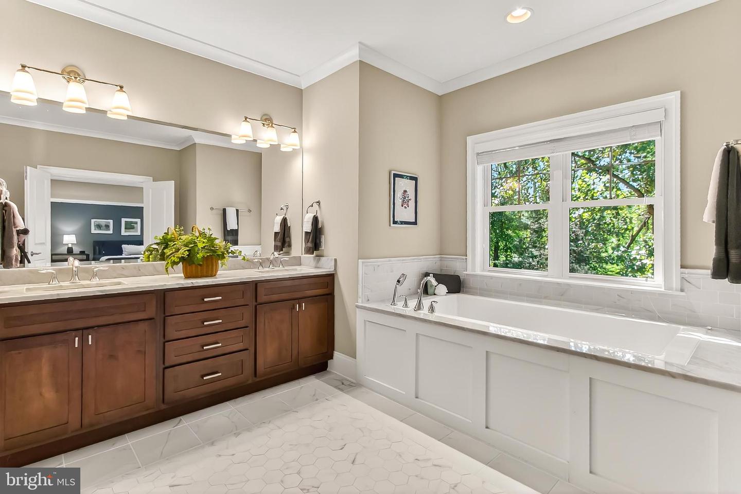 1203 WARE ST SW, VIENNA, Virginia 22180, 5 Bedrooms Bedrooms, ,4 BathroomsBathrooms,Residential,For sale,1203 WARE ST SW,VAFX2264648 MLS # VAFX2264648