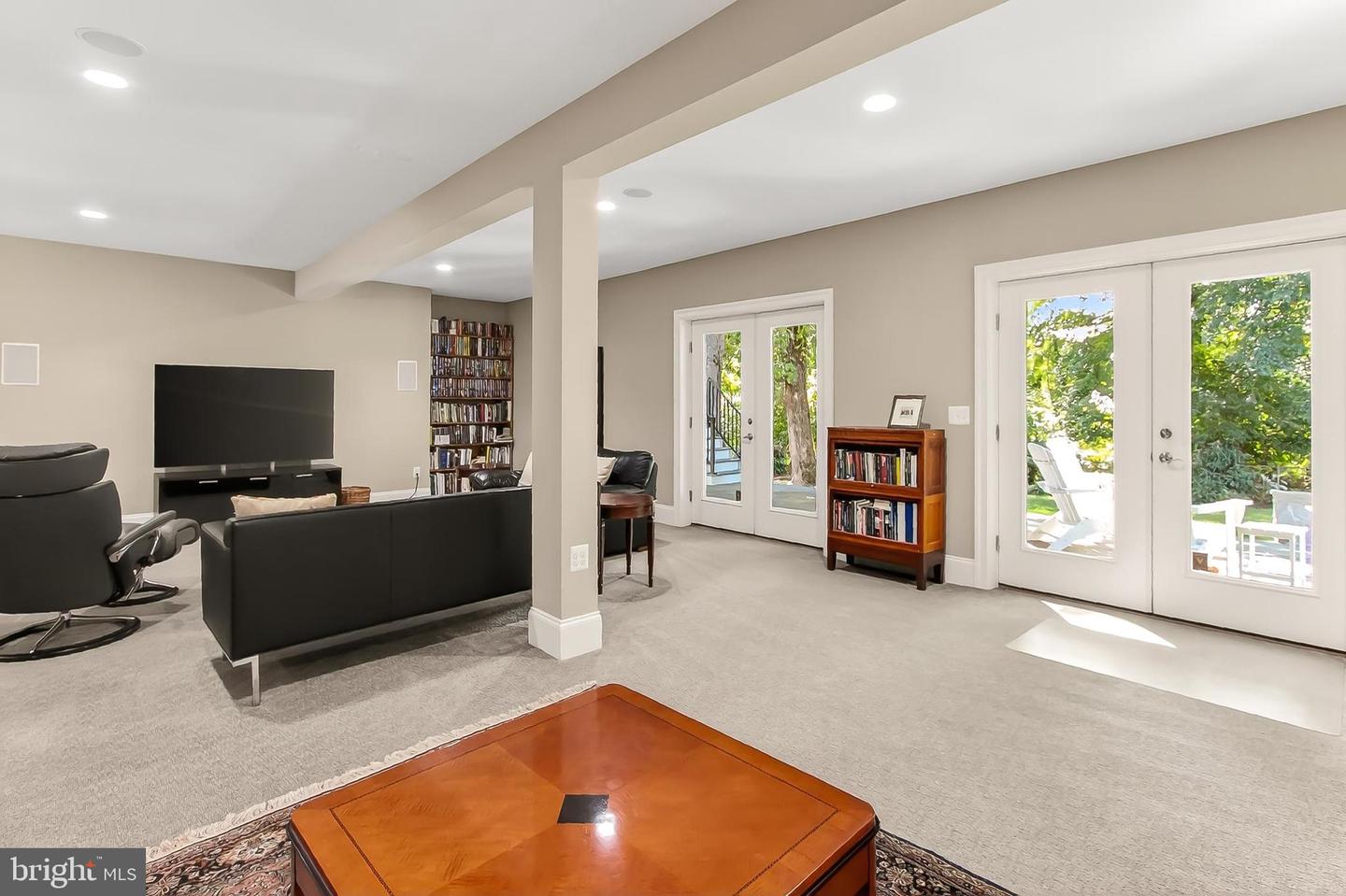 1203 WARE ST SW, VIENNA, Virginia 22180, 5 Bedrooms Bedrooms, ,4 BathroomsBathrooms,Residential,For sale,1203 WARE ST SW,VAFX2264648 MLS # VAFX2264648