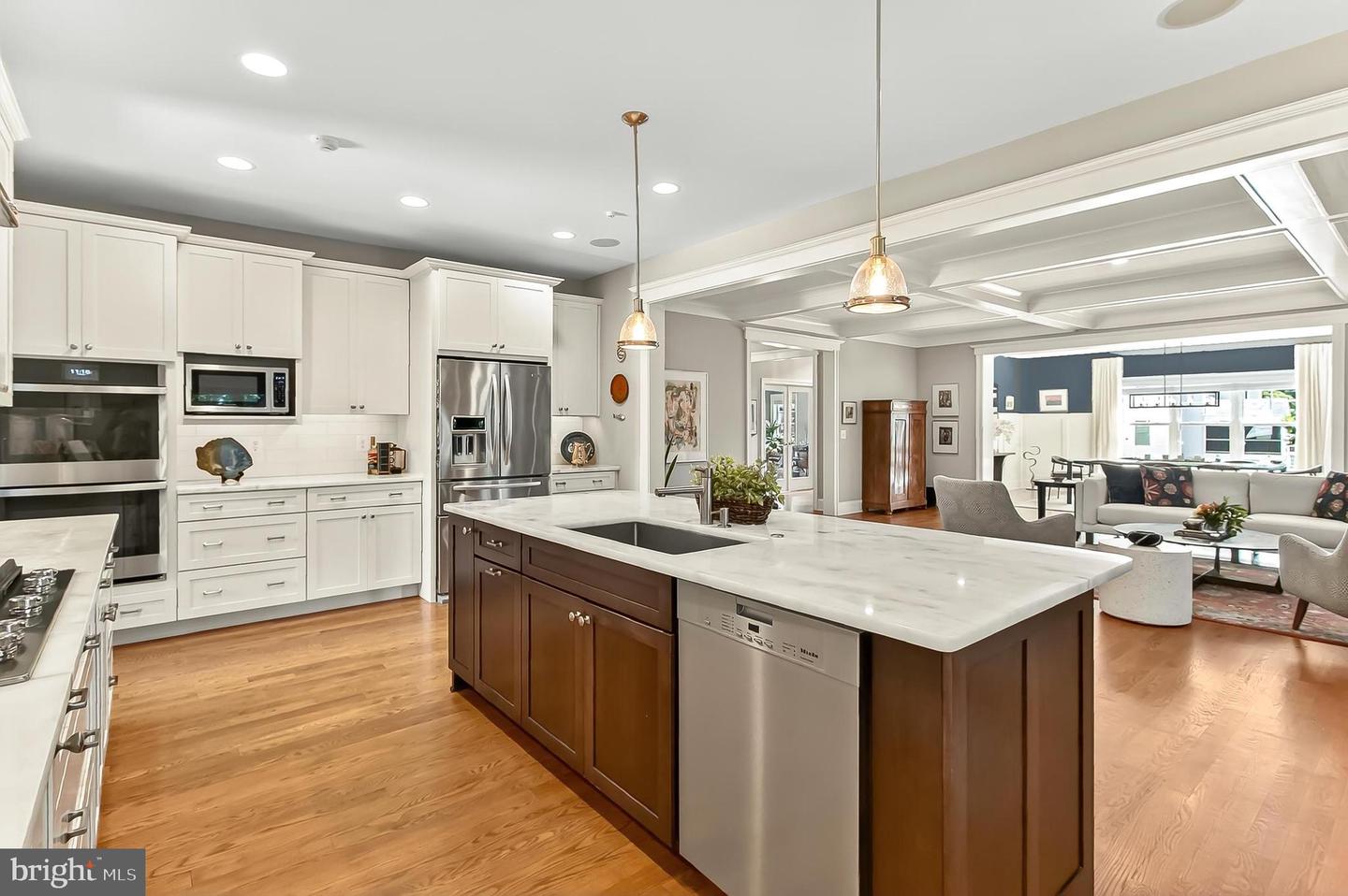 1203 WARE ST SW, VIENNA, Virginia 22180, 5 Bedrooms Bedrooms, ,4 BathroomsBathrooms,Residential,For sale,1203 WARE ST SW,VAFX2264648 MLS # VAFX2264648