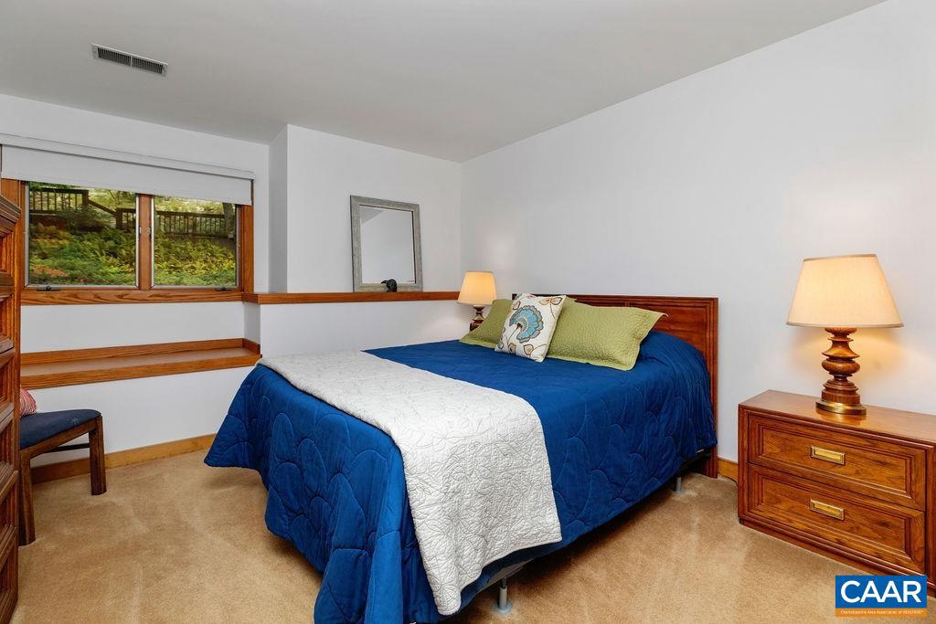 1518 CLIFFS CONDOS, WINTERGREEN RESORT, Virginia 22967, 2 Bedrooms Bedrooms, ,2 BathroomsBathrooms,Residential,For sale,1518 CLIFFS CONDOS,668502 MLS # 668502