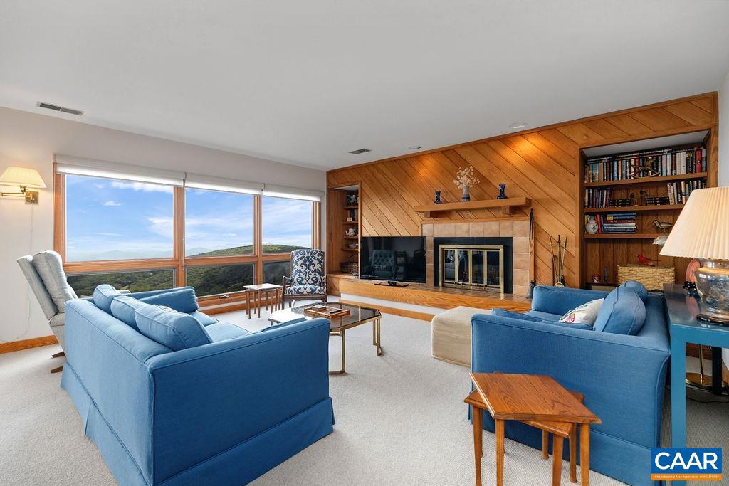 1518 CLIFFS CONDOS, WINTERGREEN RESORT, Virginia 22967, 2 Bedrooms Bedrooms, ,2 BathroomsBathrooms,Residential,For sale,1518 CLIFFS CONDOS,668502 MLS # 668502