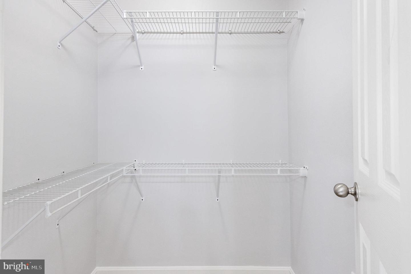 17397 TEDLER CIR, ROUND HILL, Virginia 20141, 5 Bedrooms Bedrooms, ,3 BathroomsBathrooms,Residential,For sale,17397 TEDLER CIR,VALO2106080 MLS # VALO2106080