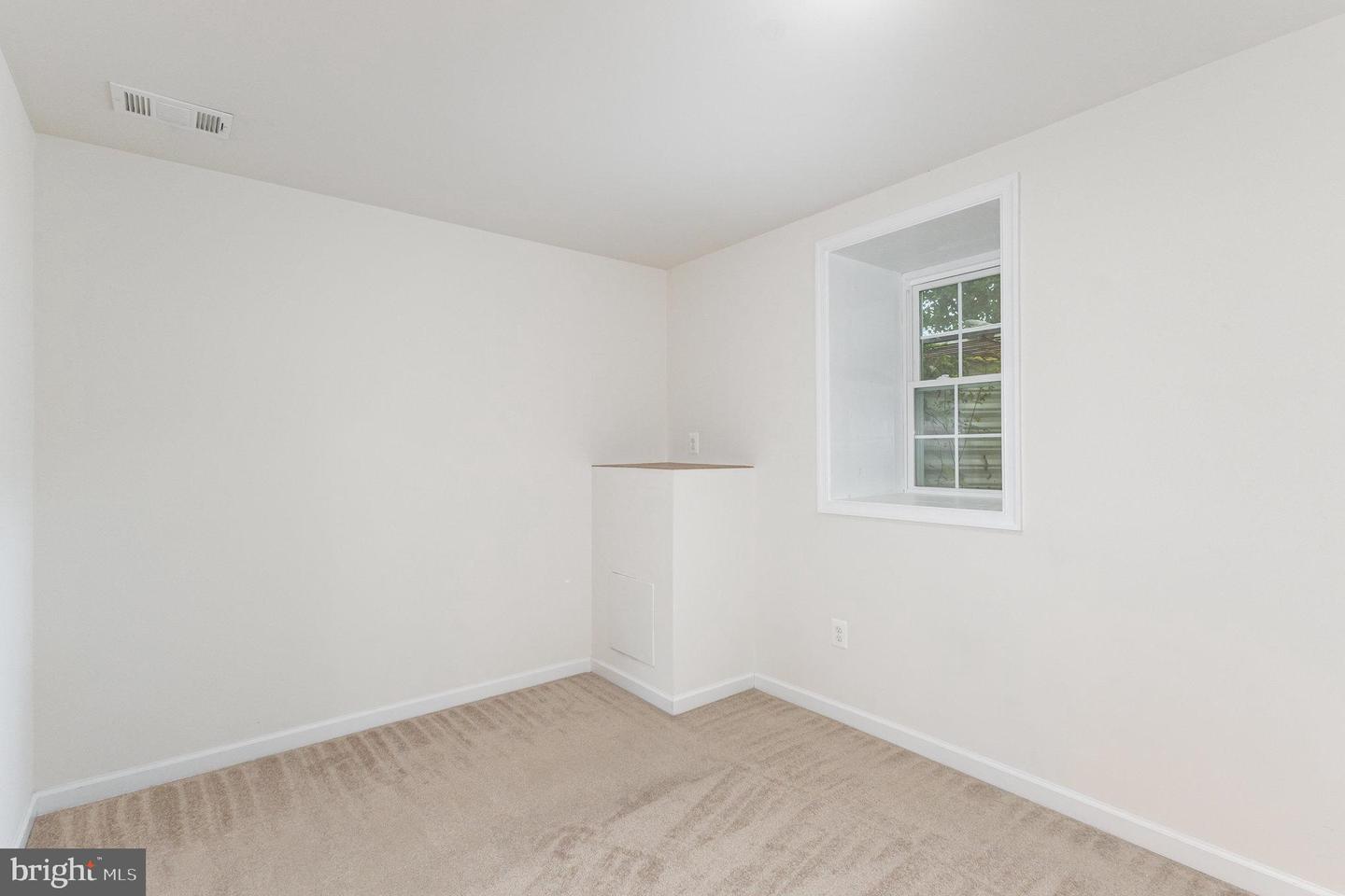 17397 TEDLER CIR, ROUND HILL, Virginia 20141, 5 Bedrooms Bedrooms, ,3 BathroomsBathrooms,Residential,For sale,17397 TEDLER CIR,VALO2106080 MLS # VALO2106080