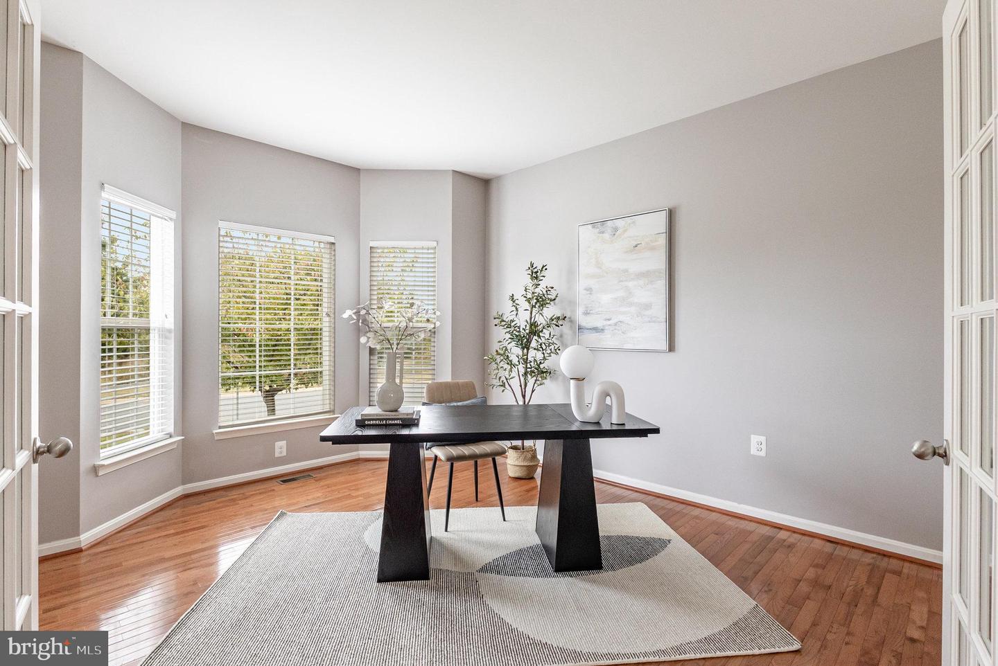 17397 TEDLER CIR, ROUND HILL, Virginia 20141, 5 Bedrooms Bedrooms, ,3 BathroomsBathrooms,Residential,For sale,17397 TEDLER CIR,VALO2106080 MLS # VALO2106080