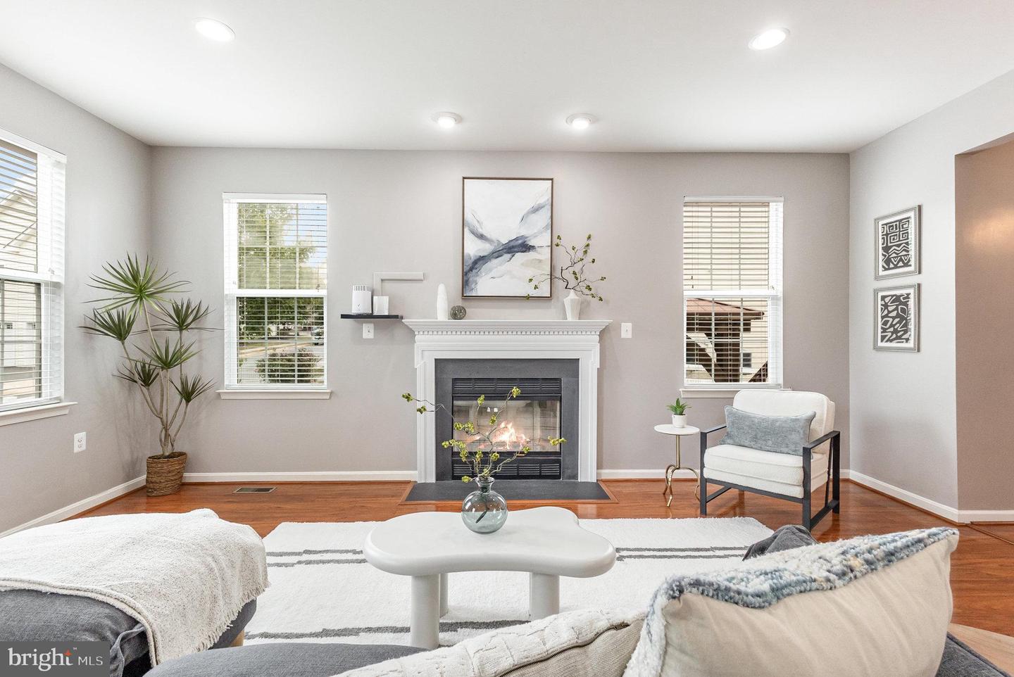 17397 TEDLER CIR, ROUND HILL, Virginia 20141, 5 Bedrooms Bedrooms, ,3 BathroomsBathrooms,Residential,For sale,17397 TEDLER CIR,VALO2106080 MLS # VALO2106080