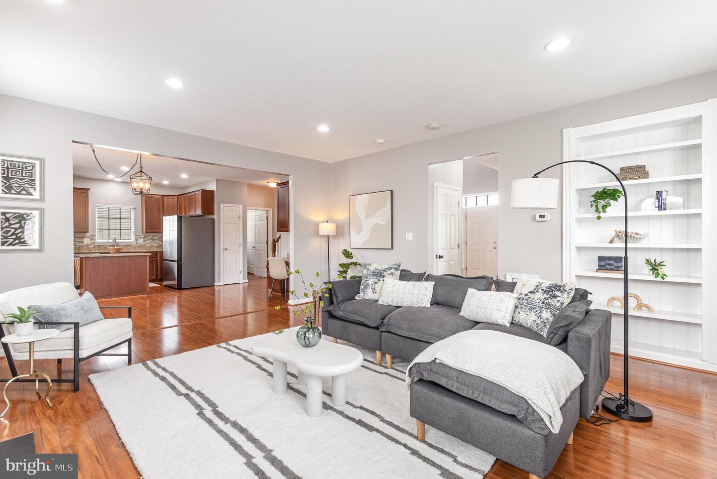 17397 TEDLER CIR, ROUND HILL, Virginia 20141, 5 Bedrooms Bedrooms, ,3 BathroomsBathrooms,Residential,For sale,17397 TEDLER CIR,VALO2106080 MLS # VALO2106080