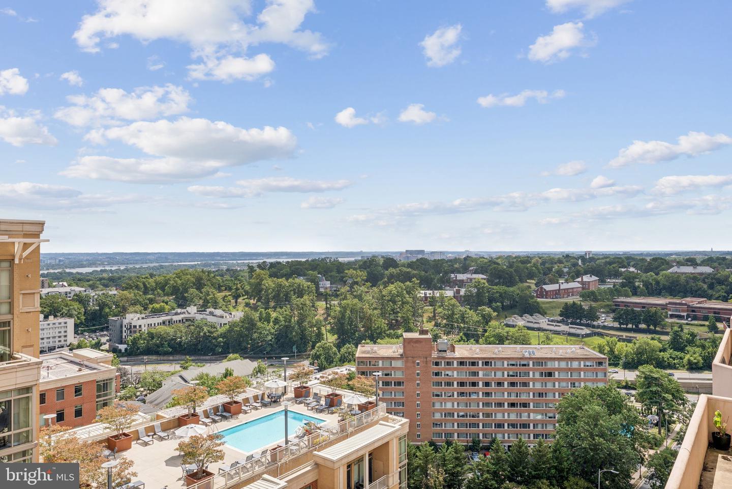 1301 N COURTHOUSE RD N #1810, ARLINGTON, Virginia 22201, 1 Bedroom Bedrooms, ,1 BathroomBathrooms,Residential,For sale,1301 N COURTHOUSE RD N #1810,VAAR2063214 MLS # VAAR2063214