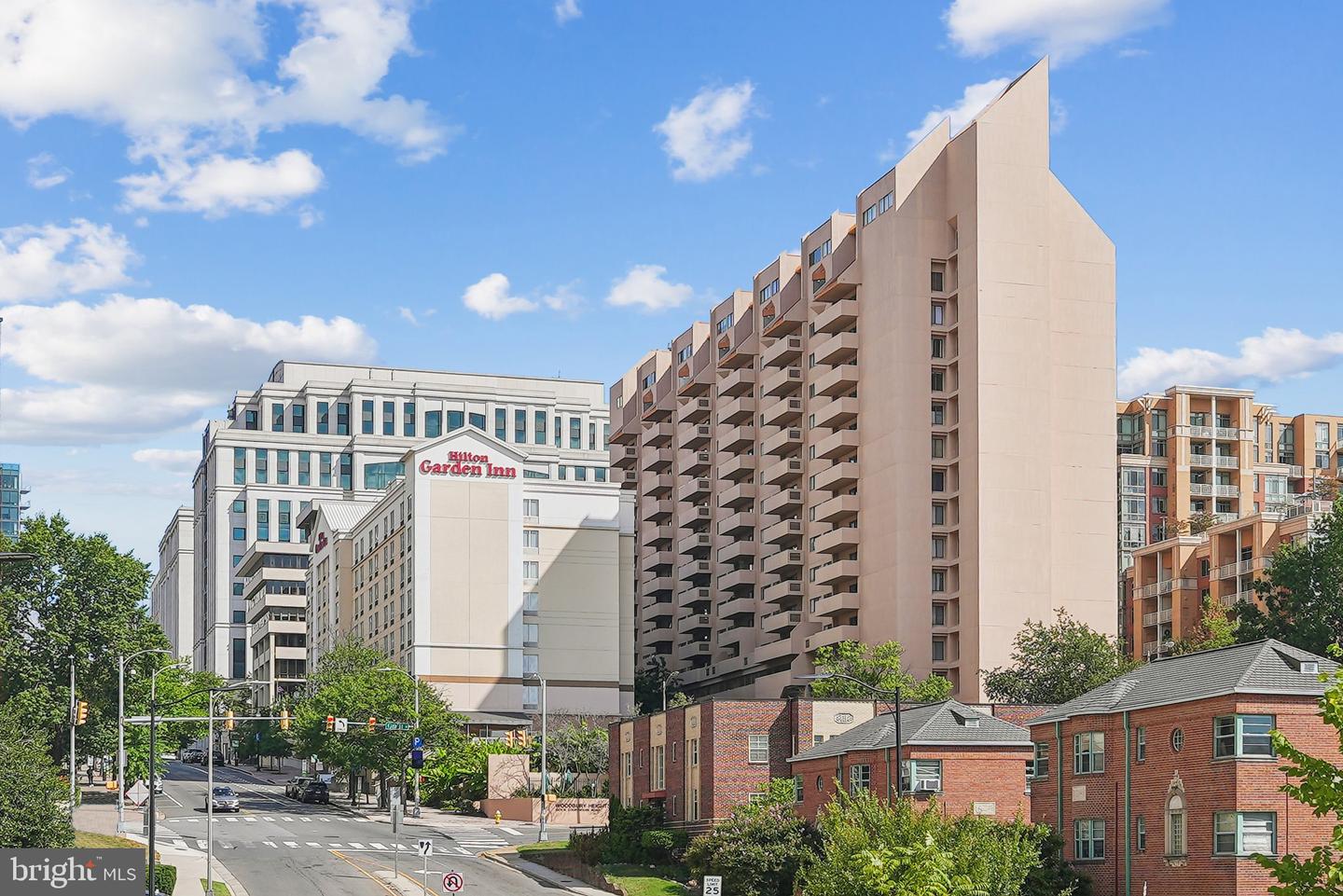 1301 N COURTHOUSE RD N #1810, ARLINGTON, Virginia 22201, 1 Bedroom Bedrooms, ,1 BathroomBathrooms,Residential,For sale,1301 N COURTHOUSE RD N #1810,VAAR2063214 MLS # VAAR2063214