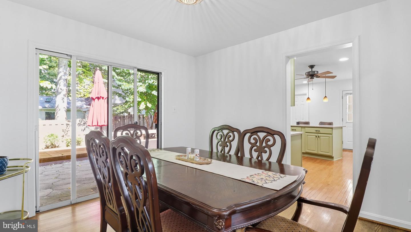 5205 SOUTHAMPTON DR, SPRINGFIELD, Virginia 22151, 5 Bedrooms Bedrooms, ,3 BathroomsBathrooms,Residential,For sale,5205 SOUTHAMPTON DR,VAFX2265294 MLS # VAFX2265294