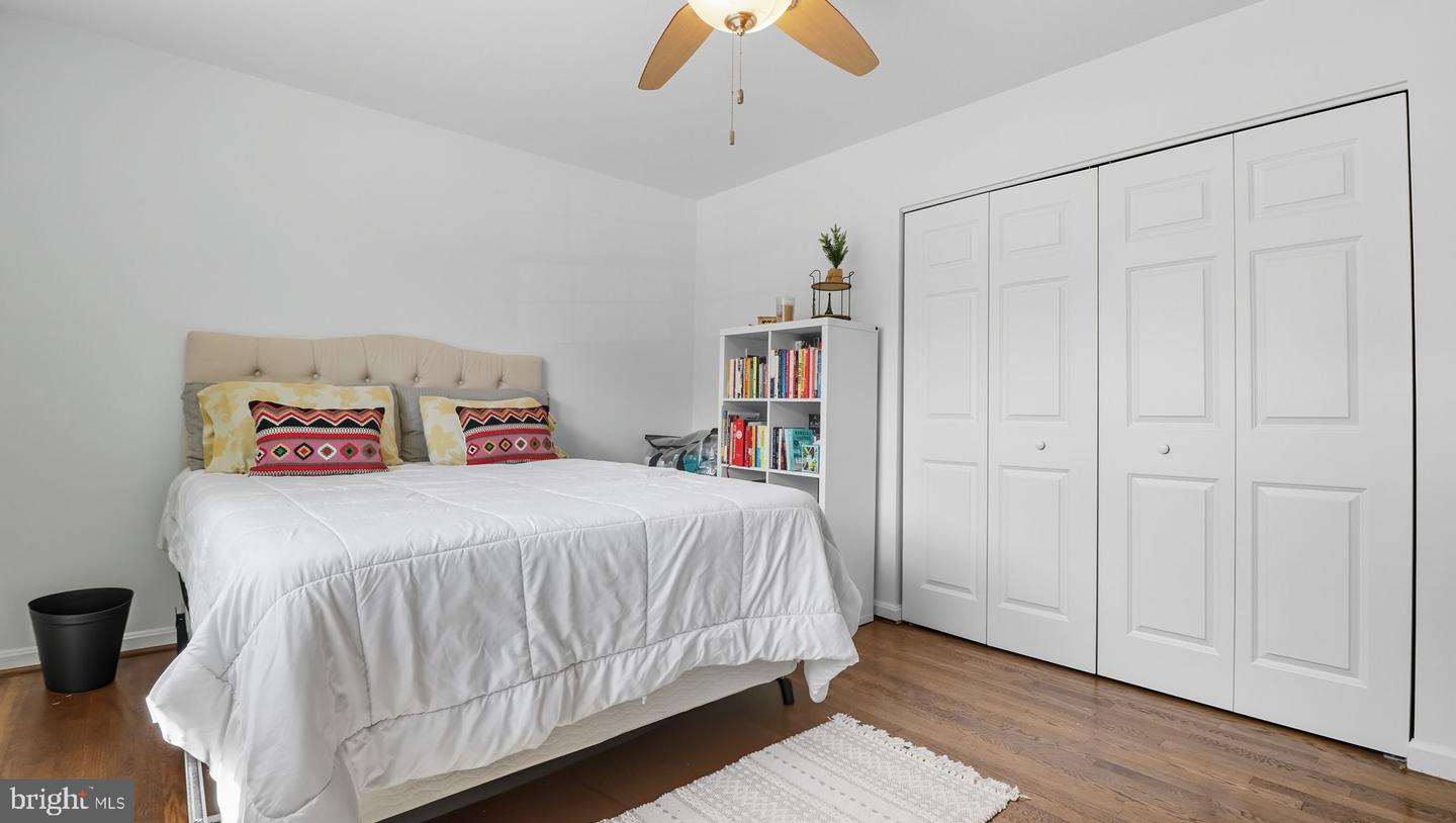 5205 SOUTHAMPTON DR, SPRINGFIELD, Virginia 22151, 5 Bedrooms Bedrooms, ,3 BathroomsBathrooms,Residential,For sale,5205 SOUTHAMPTON DR,VAFX2265294 MLS # VAFX2265294