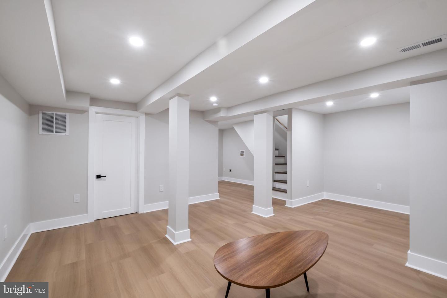 35 MICHIGAN AVE NE, WASHINGTON, District Of Columbia 20002, 4 Bedrooms Bedrooms, ,3 BathroomsBathrooms,Residential,For sale,35 MICHIGAN AVE NE,DCDC2220904 MLS # DCDC2220904