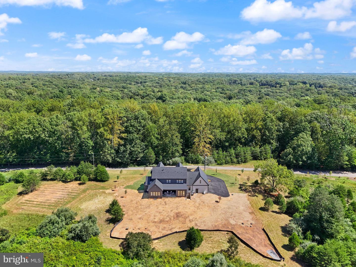 7924 EVANS FORD RD, CLIFTON, Virginia 20124, 6 Bedrooms Bedrooms, ,6 BathroomsBathrooms,Residential,For sale,7924 EVANS FORD RD,VAFX2265464 MLS # VAFX2265464