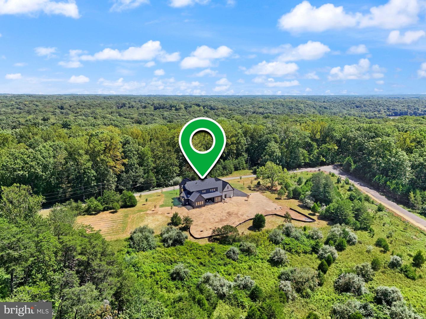 7924 EVANS FORD RD, CLIFTON, Virginia 20124, 6 Bedrooms Bedrooms, ,6 BathroomsBathrooms,Residential,For sale,7924 EVANS FORD RD,VAFX2265464 MLS # VAFX2265464