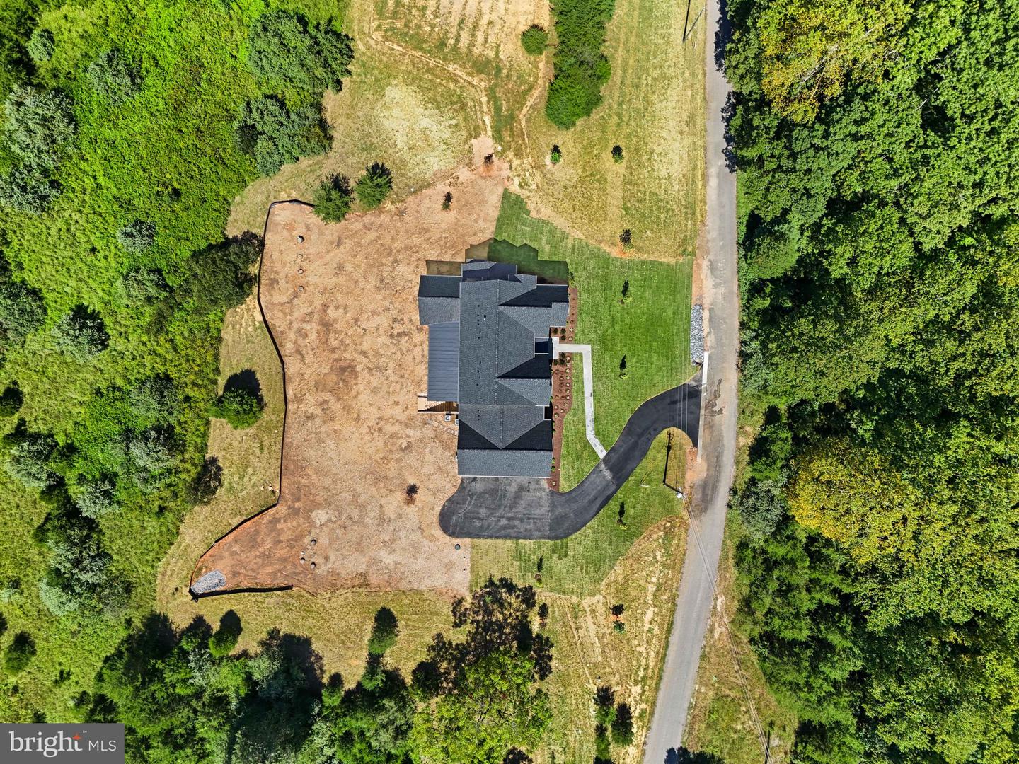 7924 EVANS FORD RD, CLIFTON, Virginia 20124, 6 Bedrooms Bedrooms, ,6 BathroomsBathrooms,Residential,For sale,7924 EVANS FORD RD,VAFX2265464 MLS # VAFX2265464