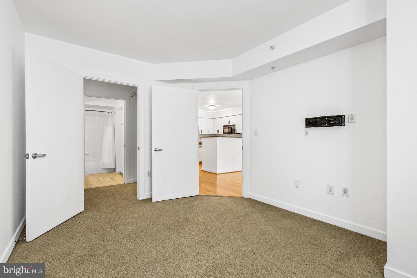 1000 NEW JERSEY AVE SE #608, WASHINGTON, District Of Columbia 20003, 1 Bedroom Bedrooms, ,1 BathroomBathrooms,Residential,For sale,1000 NEW JERSEY AVE SE #608,DCDC2220968 MLS # DCDC2220968 1000 NEW JERSEY AVE SE #608, WASHINGTON, District Of Columbia 20003, 1 Bedroom Bedrooms, ,1 BathroomBathrooms,Residential,For sale,1000 NEW JERSEY AVE SE #608,DCDC2220968 MLS # DCDC2220968