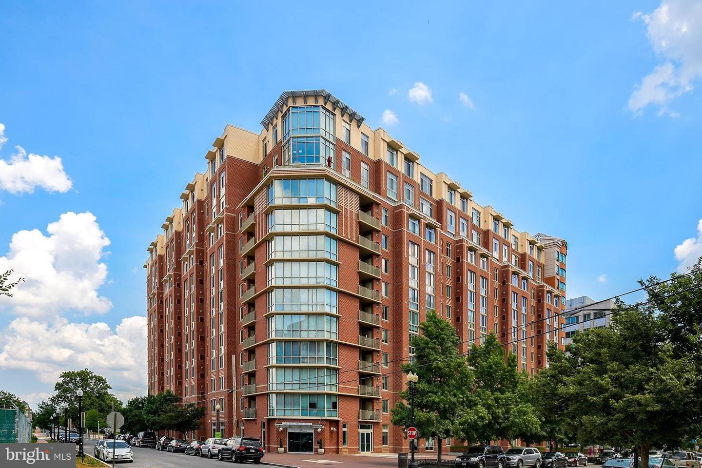 1000 NEW JERSEY AVE SE #608, WASHINGTON, District Of Columbia 20003, 1 Bedroom Bedrooms, ,1 BathroomBathrooms,Residential,For sale,1000 NEW JERSEY AVE SE #608,DCDC2220968 MLS # DCDC2220968 1000 NEW JERSEY AVE SE #608, WASHINGTON, District Of Columbia 20003, 1 Bedroom Bedrooms, ,1 BathroomBathrooms,Residential,For sale,1000 NEW JERSEY AVE SE #608,DCDC2220968 MLS # DCDC2220968