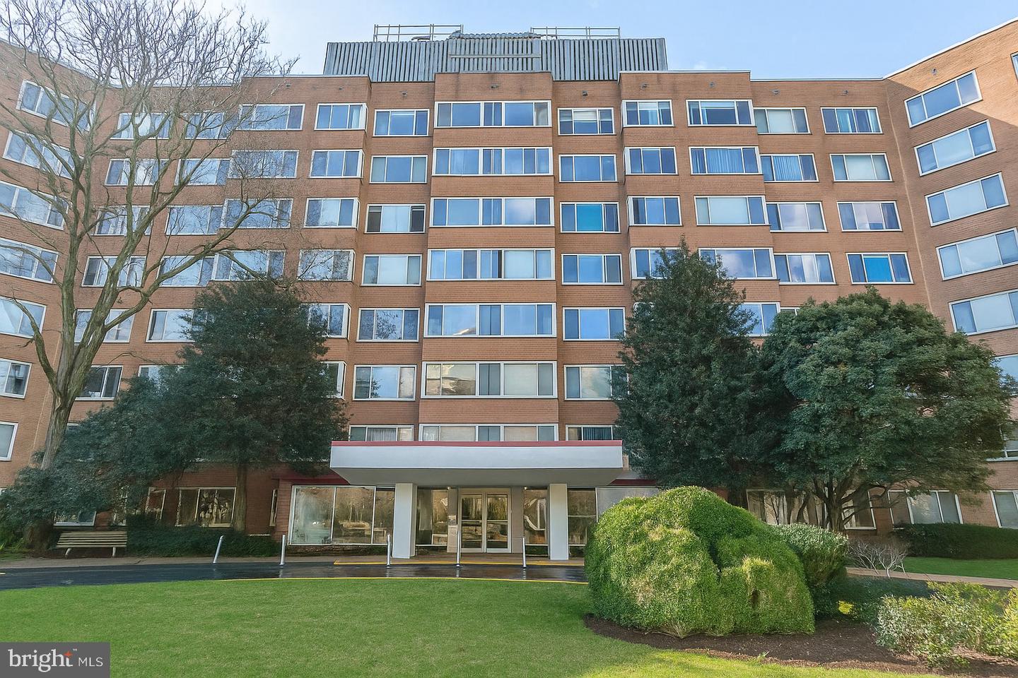 4000 TUNLAW RD NW #1030, WASHINGTON, District Of Columbia 20007, 2 Bedrooms Bedrooms, ,1 BathroomBathrooms,Residential,For sale,4000 TUNLAW RD NW #1030,DCDC2221008 MLS # DCDC2221008