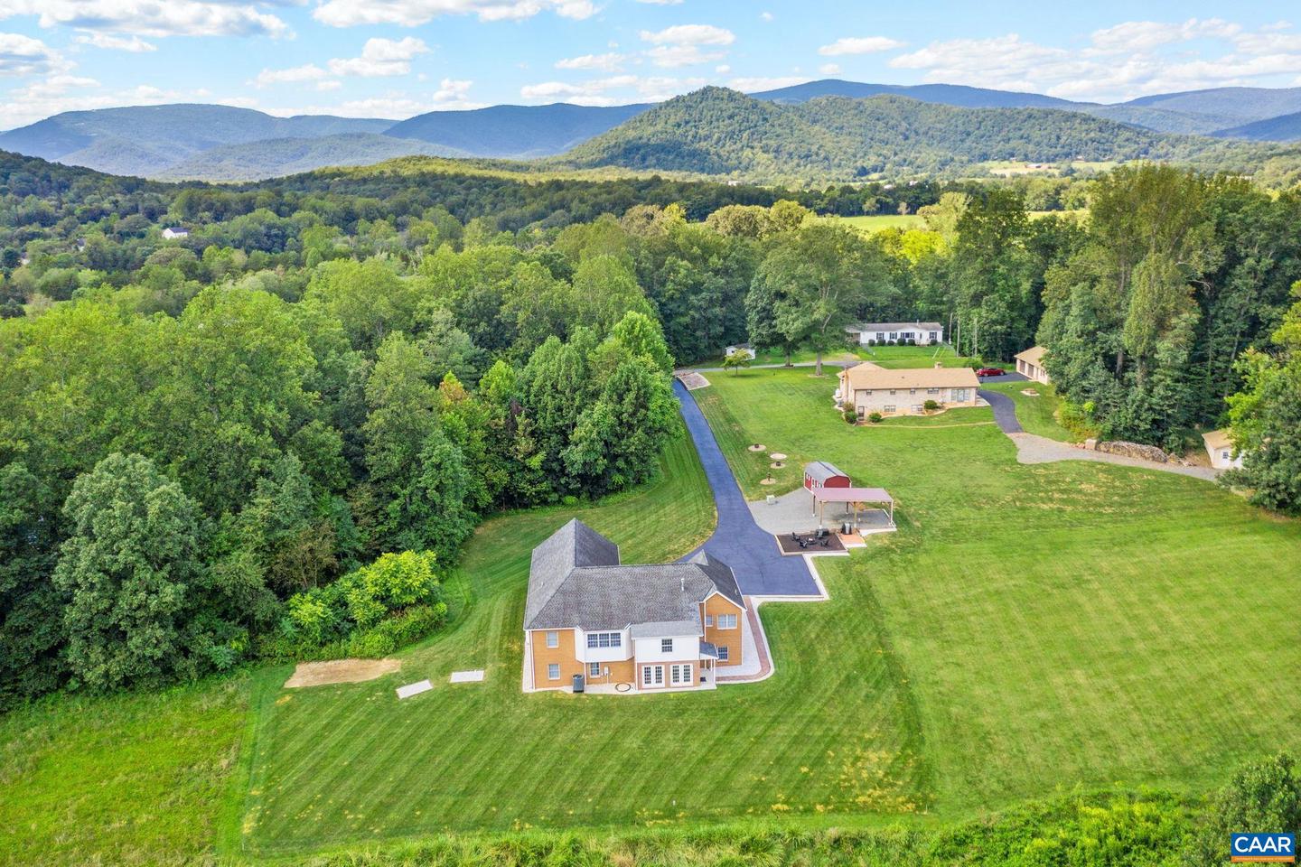 105 SQUIRREL PATH, STANARDSVILLE, Virginia 22973, 5 Bedrooms Bedrooms, ,4 BathroomsBathrooms,Residential,For sale,105 SQUIRREL PATH,668648 MLS # 668648
