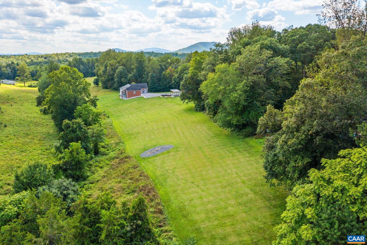 105 SQUIRREL PATH, STANARDSVILLE, Virginia 22973, 5 Bedrooms Bedrooms, ,4 BathroomsBathrooms,Residential,For sale,105 SQUIRREL PATH,668648 MLS # 668648
