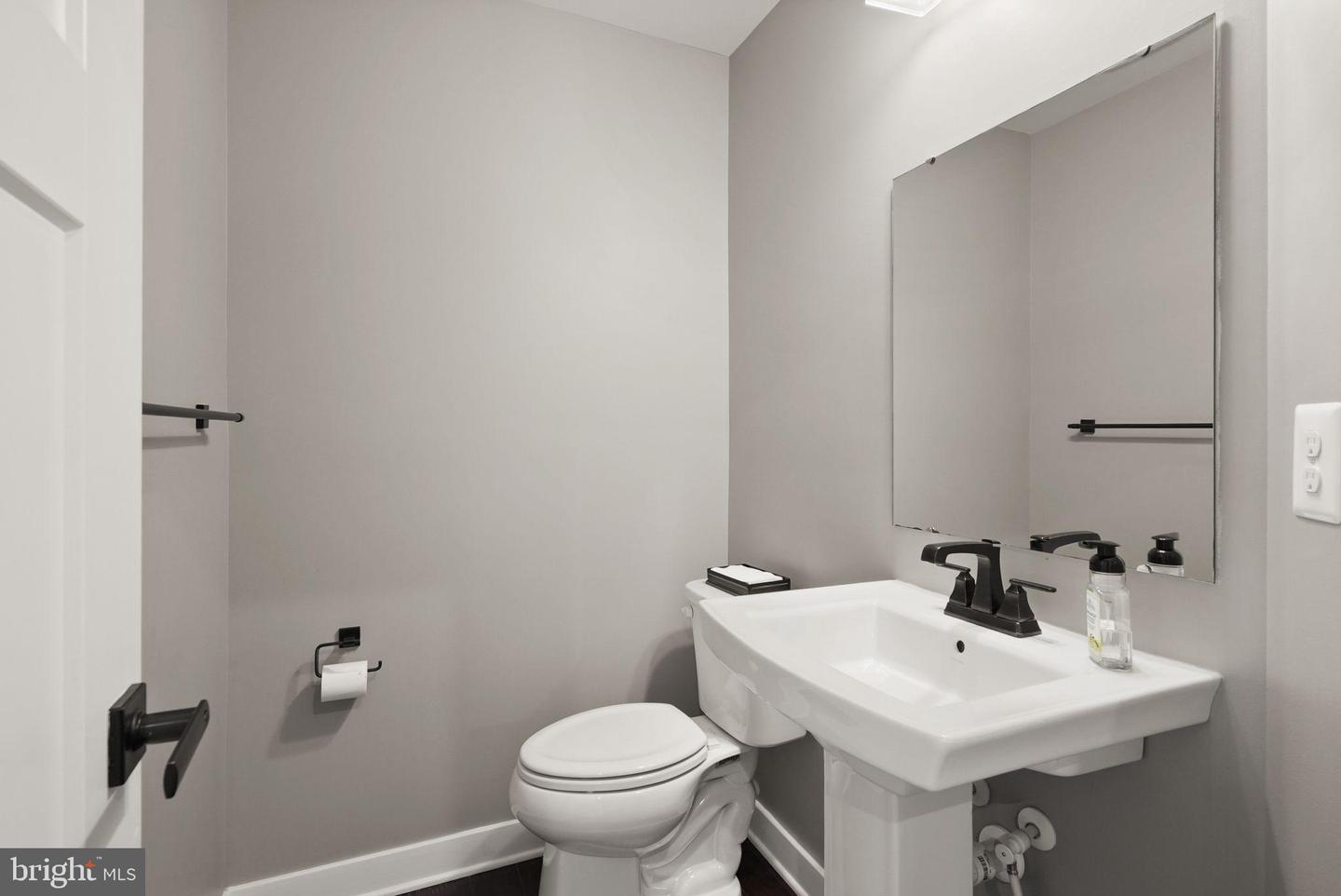 12115 EDMUND SAUL CT, NOKESVILLE, Virginia 20181, 4 Bedrooms Bedrooms, 8 Rooms Rooms,3 BathroomsBathrooms,Residential,For sale,12115 EDMUND SAUL CT,VAPW2103548 MLS # VAPW2103548 12115 EDMUND SAUL CT, NOKESVILLE, Virginia 20181, 4 Bedrooms Bedrooms, 8 Rooms Rooms,3 BathroomsBathrooms,Residential,For sale,12115 EDMUND SAUL CT,VAPW2103548 MLS # VAPW2103548