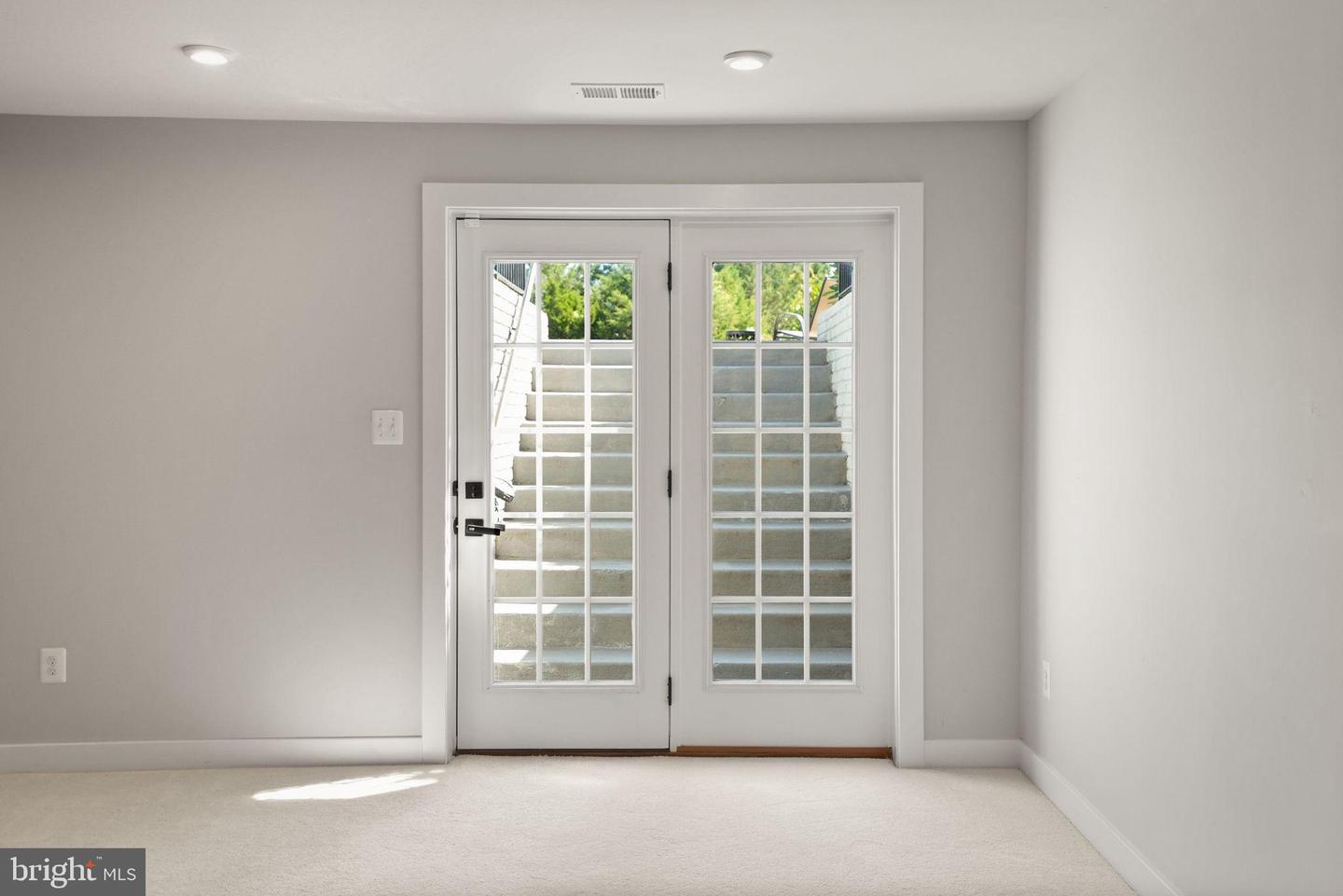 12115 EDMUND SAUL CT, NOKESVILLE, Virginia 20181, 4 Bedrooms Bedrooms, 8 Rooms Rooms,3 BathroomsBathrooms,Residential,For sale,12115 EDMUND SAUL CT,VAPW2103548 MLS # VAPW2103548 12115 EDMUND SAUL CT, NOKESVILLE, Virginia 20181, 4 Bedrooms Bedrooms, 8 Rooms Rooms,3 BathroomsBathrooms,Residential,For sale,12115 EDMUND SAUL CT,VAPW2103548 MLS # VAPW2103548