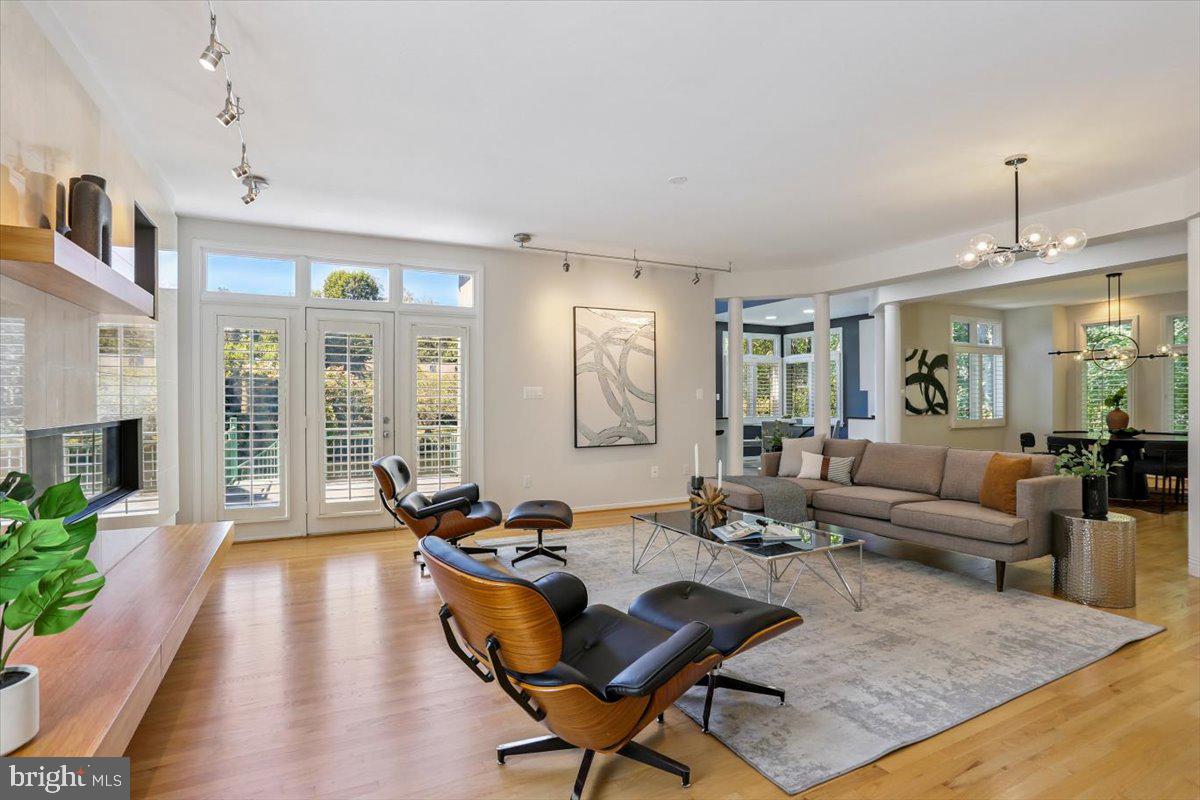 1460 WATERFRONT RD, RESTON, Virginia 20194, 5 Bedrooms Bedrooms, ,4 BathroomsBathrooms,Residential,For sale,1460 WATERFRONT RD,VAFX2265706 MLS # VAFX2265706