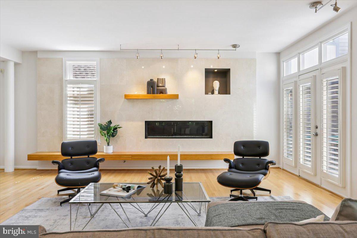 1460 WATERFRONT RD, RESTON, Virginia 20194, 5 Bedrooms Bedrooms, ,4 BathroomsBathrooms,Residential,For sale,1460 WATERFRONT RD,VAFX2265706 MLS # VAFX2265706