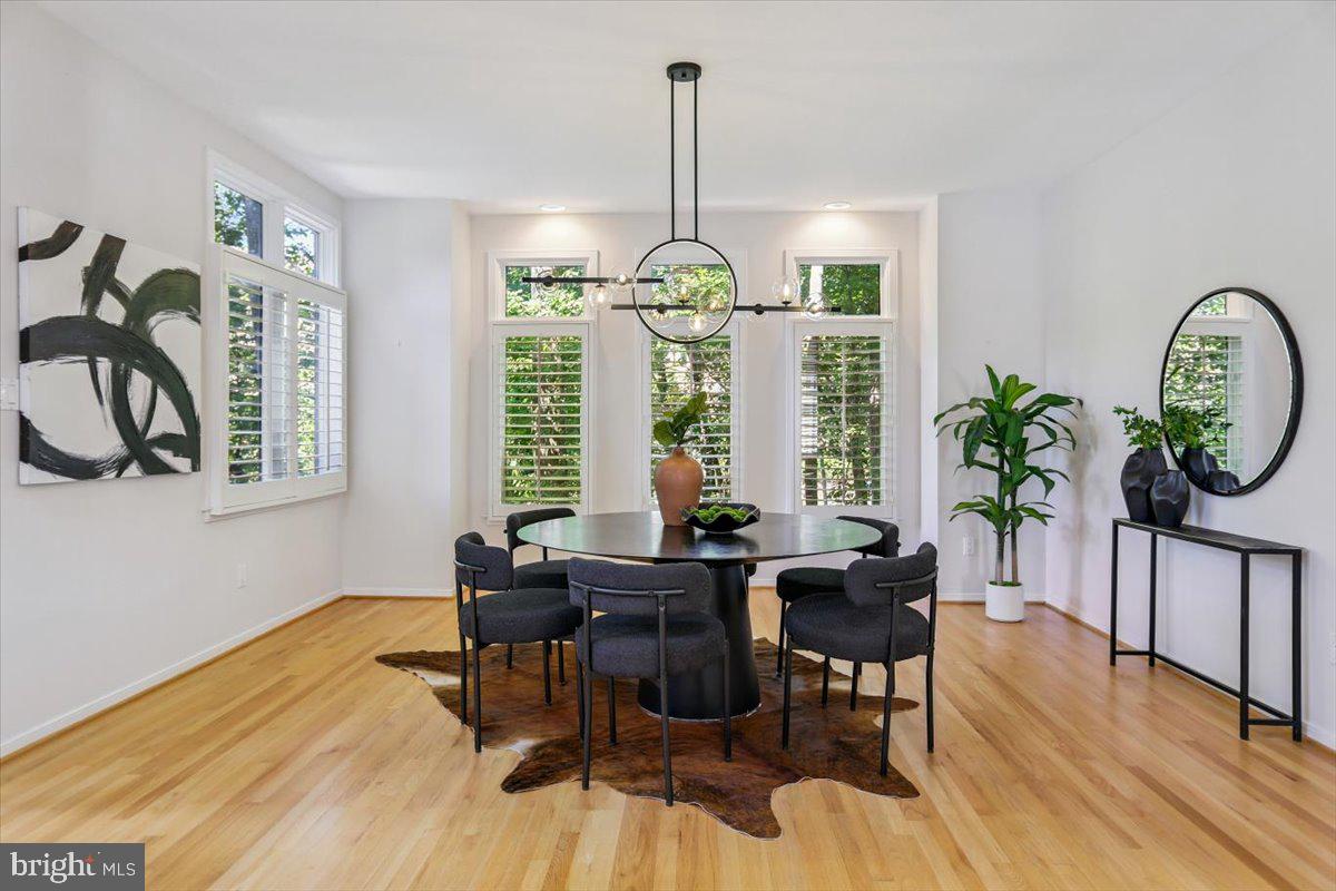 1460 WATERFRONT RD, RESTON, Virginia 20194, 5 Bedrooms Bedrooms, ,4 BathroomsBathrooms,Residential,For sale,1460 WATERFRONT RD,VAFX2265706 MLS # VAFX2265706