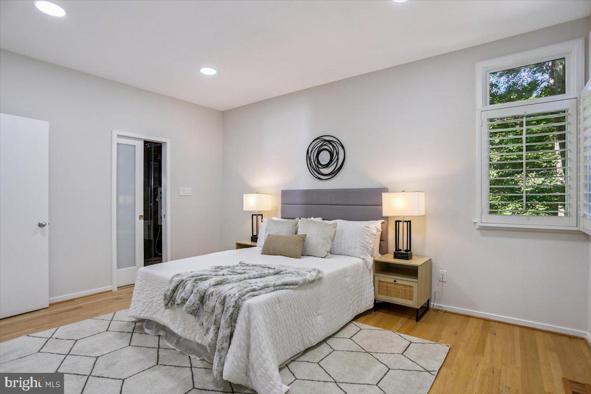 1460 WATERFRONT RD, RESTON, Virginia 20194, 5 Bedrooms Bedrooms, ,4 BathroomsBathrooms,Residential,For sale,1460 WATERFRONT RD,VAFX2265706 MLS # VAFX2265706