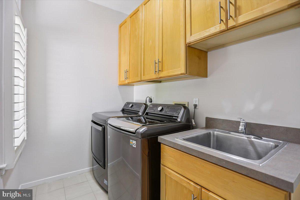 1460 WATERFRONT RD, RESTON, Virginia 20194, 5 Bedrooms Bedrooms, ,4 BathroomsBathrooms,Residential,For sale,1460 WATERFRONT RD,VAFX2265706 MLS # VAFX2265706