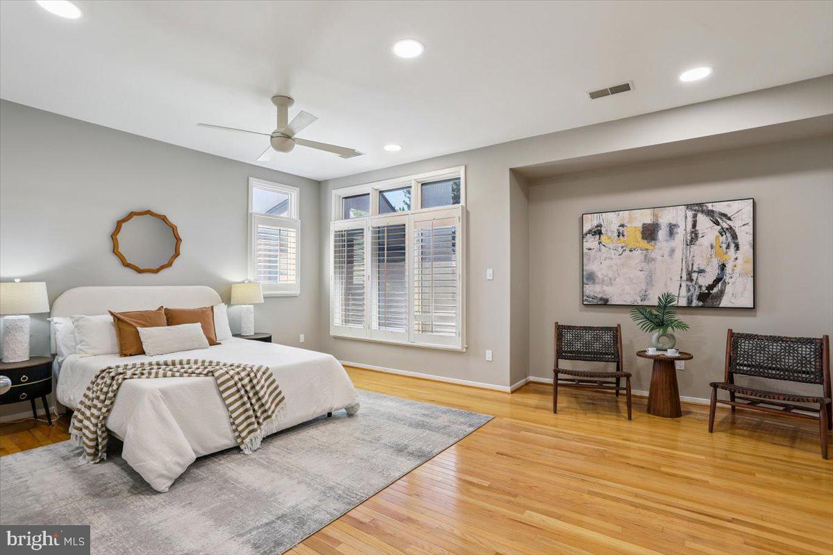 1460 WATERFRONT RD, RESTON, Virginia 20194, 5 Bedrooms Bedrooms, ,4 BathroomsBathrooms,Residential,For sale,1460 WATERFRONT RD,VAFX2265706 MLS # VAFX2265706