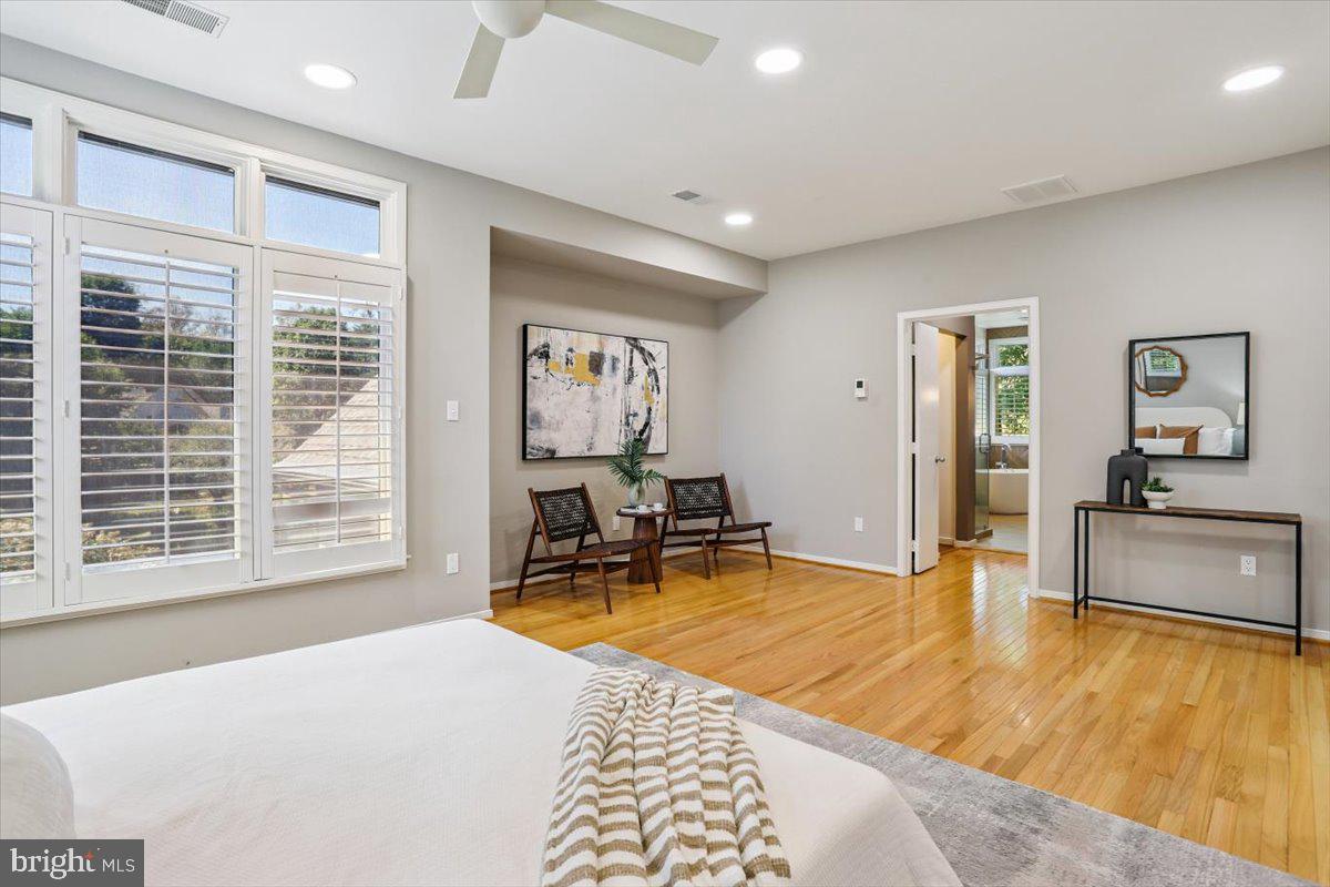 1460 WATERFRONT RD, RESTON, Virginia 20194, 5 Bedrooms Bedrooms, ,4 BathroomsBathrooms,Residential,For sale,1460 WATERFRONT RD,VAFX2265706 MLS # VAFX2265706