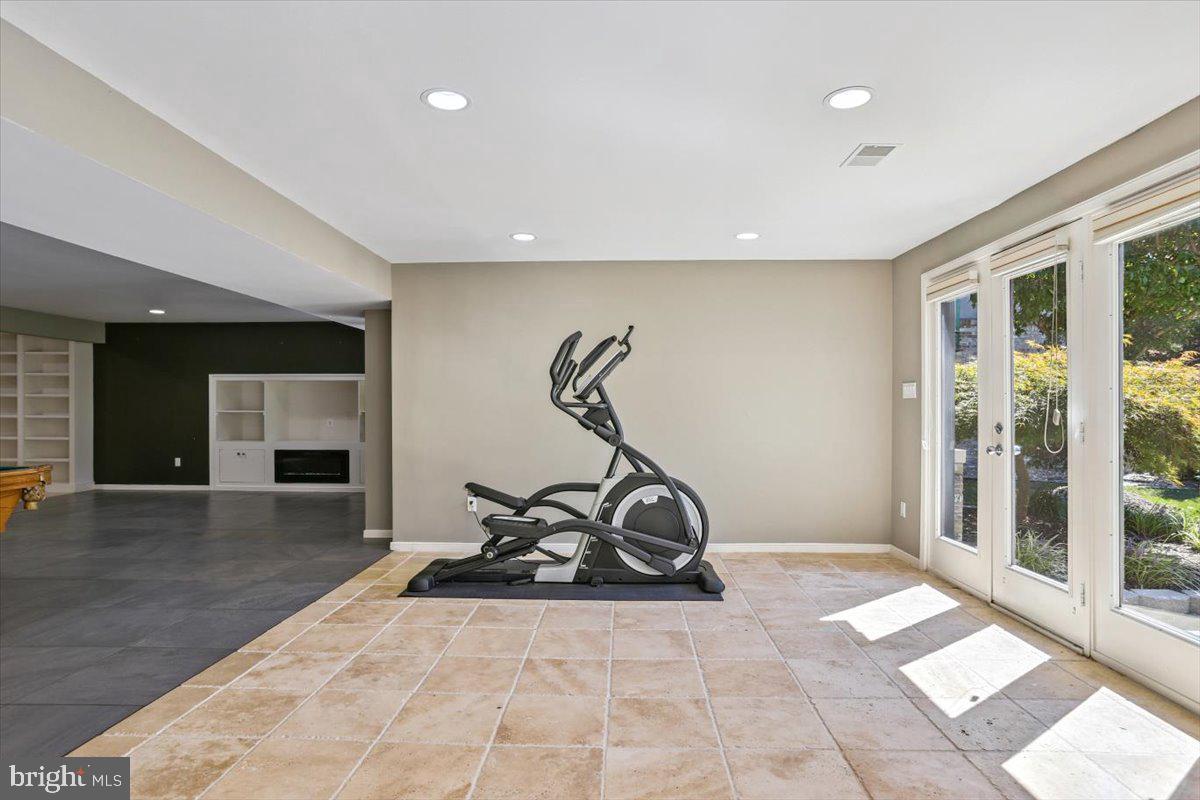 1460 WATERFRONT RD, RESTON, Virginia 20194, 5 Bedrooms Bedrooms, ,4 BathroomsBathrooms,Residential,For sale,1460 WATERFRONT RD,VAFX2265706 MLS # VAFX2265706