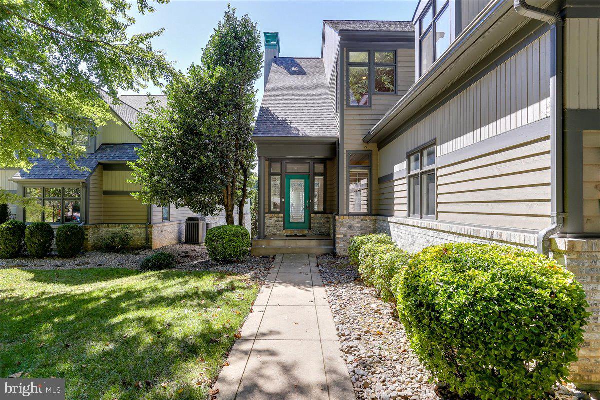 1460 WATERFRONT RD, RESTON, Virginia 20194, 5 Bedrooms Bedrooms, ,4 BathroomsBathrooms,Residential,For sale,1460 WATERFRONT RD,VAFX2265706 MLS # VAFX2265706