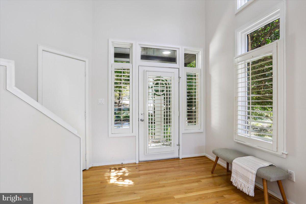 1460 WATERFRONT RD, RESTON, Virginia 20194, 5 Bedrooms Bedrooms, ,4 BathroomsBathrooms,Residential,For sale,1460 WATERFRONT RD,VAFX2265706 MLS # VAFX2265706