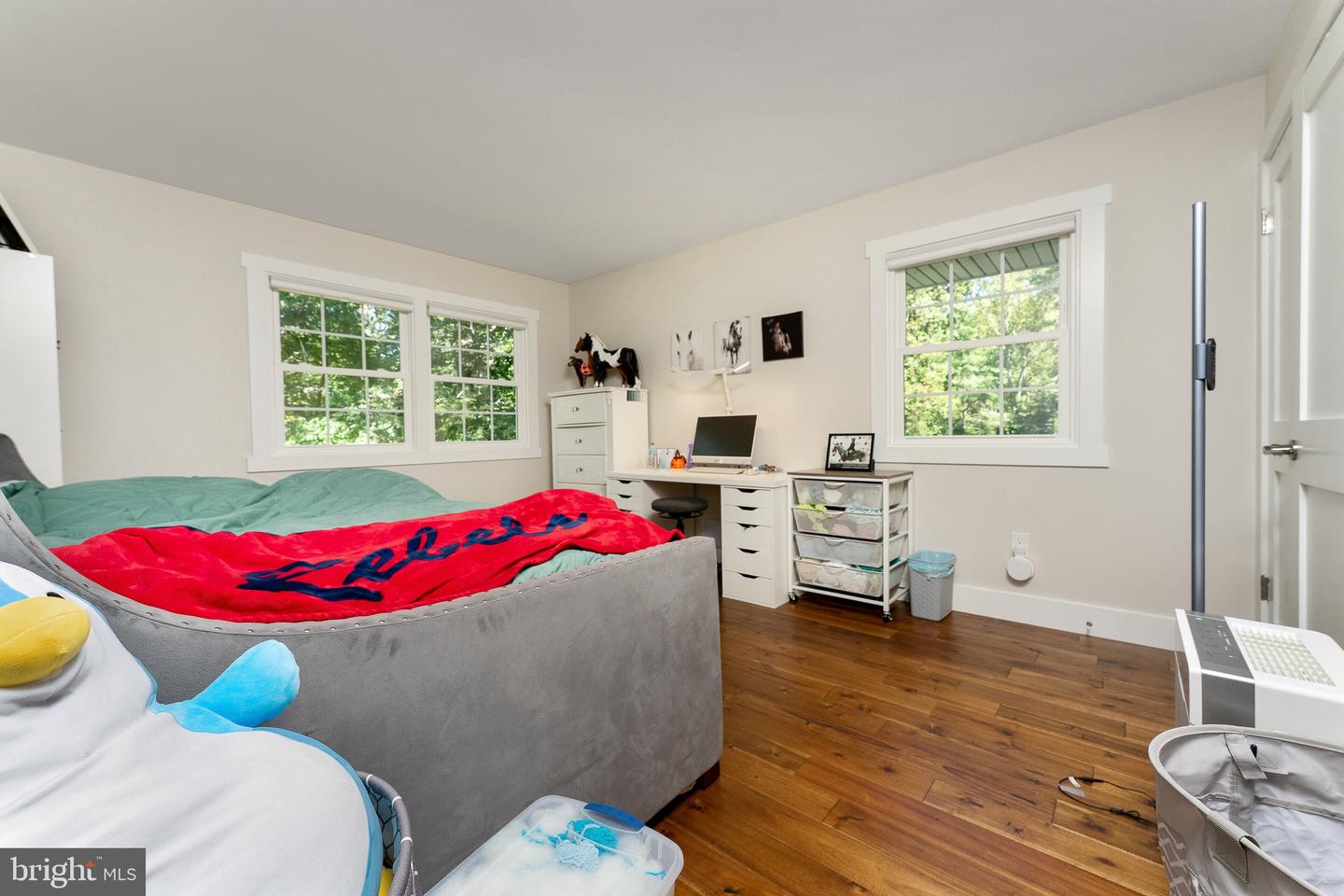 2425 HUNTER MILL RD, VIENNA, Virginia 22181, 4 Bedrooms Bedrooms, ,3 BathroomsBathrooms,Residential,For sale,2425 HUNTER MILL RD,VAFX2265898 MLS # VAFX2265898