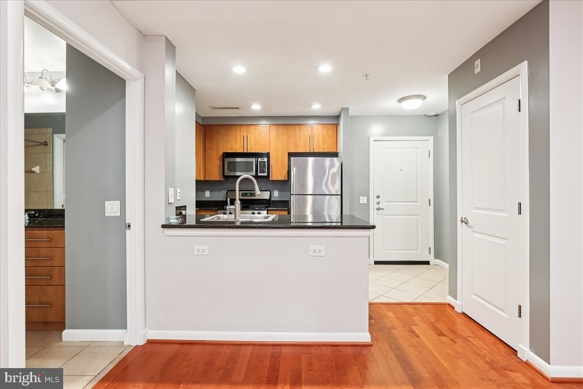 1021 N GARFIELD ST #117, ARLINGTON, Virginia 22201, 1 Bedroom Bedrooms, ,1 BathroomBathrooms,Residential,For sale,1021 N GARFIELD ST #117,VAAR2063354 MLS # VAAR2063354