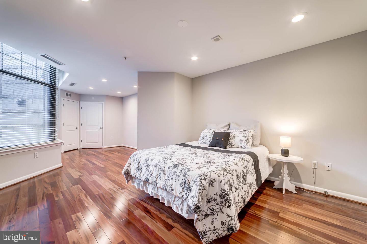 1021 N GARFIELD ST #117, ARLINGTON, Virginia 22201, 1 Bedroom Bedrooms, ,1 BathroomBathrooms,Residential,For sale,1021 N GARFIELD ST #117,VAAR2063354 MLS # VAAR2063354