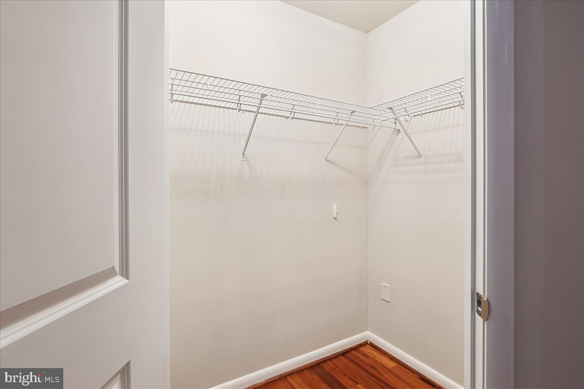 1021 N GARFIELD ST #117, ARLINGTON, Virginia 22201, 1 Bedroom Bedrooms, ,1 BathroomBathrooms,Residential,For sale,1021 N GARFIELD ST #117,VAAR2063354 MLS # VAAR2063354