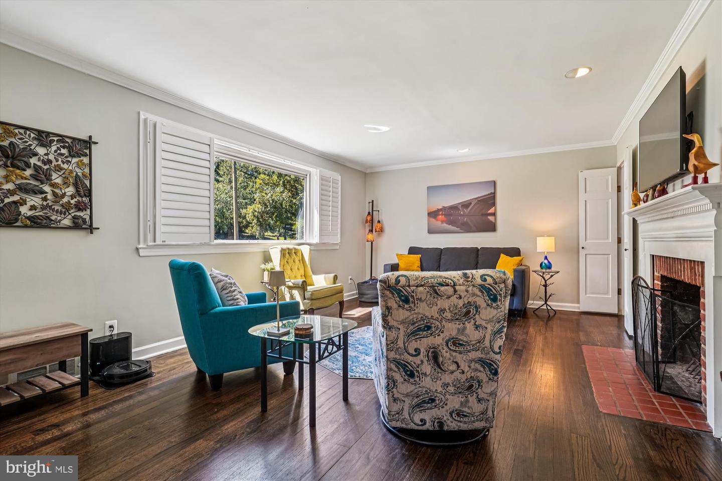 1506 HOLLINDALE DR, ALEXANDRIA, Virginia 22306, 3 Bedrooms Bedrooms, 5 Rooms Rooms,2 BathroomsBathrooms,Residential,For sale,1506 HOLLINDALE DR,VAFX2265952 MLS # VAFX2265952