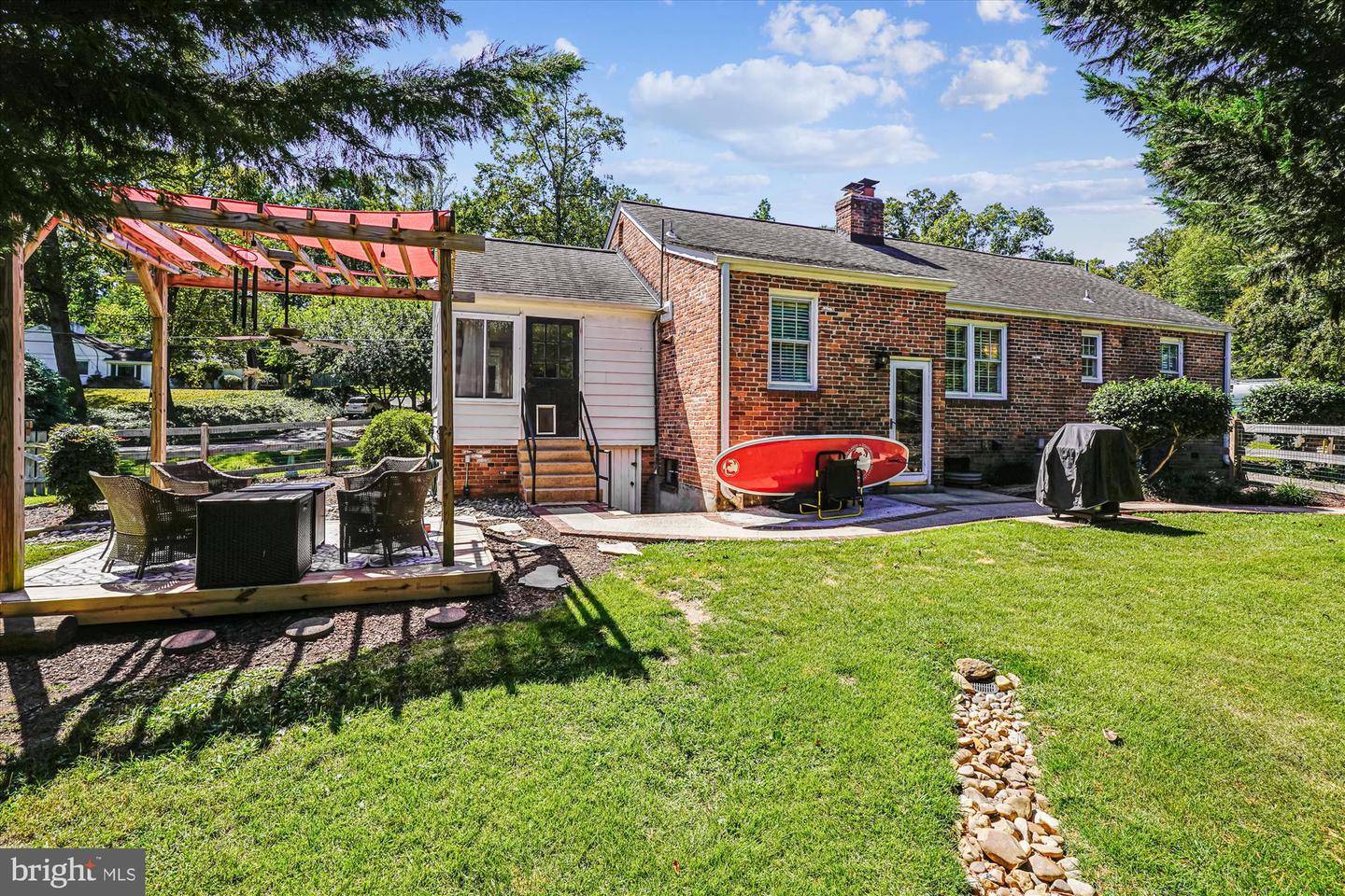 1506 HOLLINDALE DR, ALEXANDRIA, Virginia 22306, 3 Bedrooms Bedrooms, 5 Rooms Rooms,2 BathroomsBathrooms,Residential,For sale,1506 HOLLINDALE DR,VAFX2265952 MLS # VAFX2265952