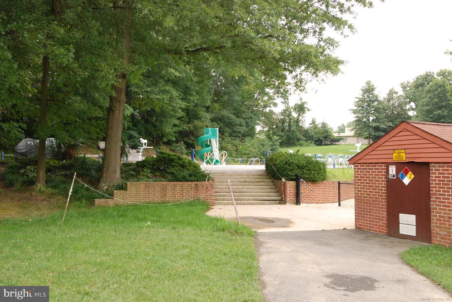 1506 HOLLINDALE DR, ALEXANDRIA, Virginia 22306, 3 Bedrooms Bedrooms, 5 Rooms Rooms,2 BathroomsBathrooms,Residential,For sale,1506 HOLLINDALE DR,VAFX2265952 MLS # VAFX2265952