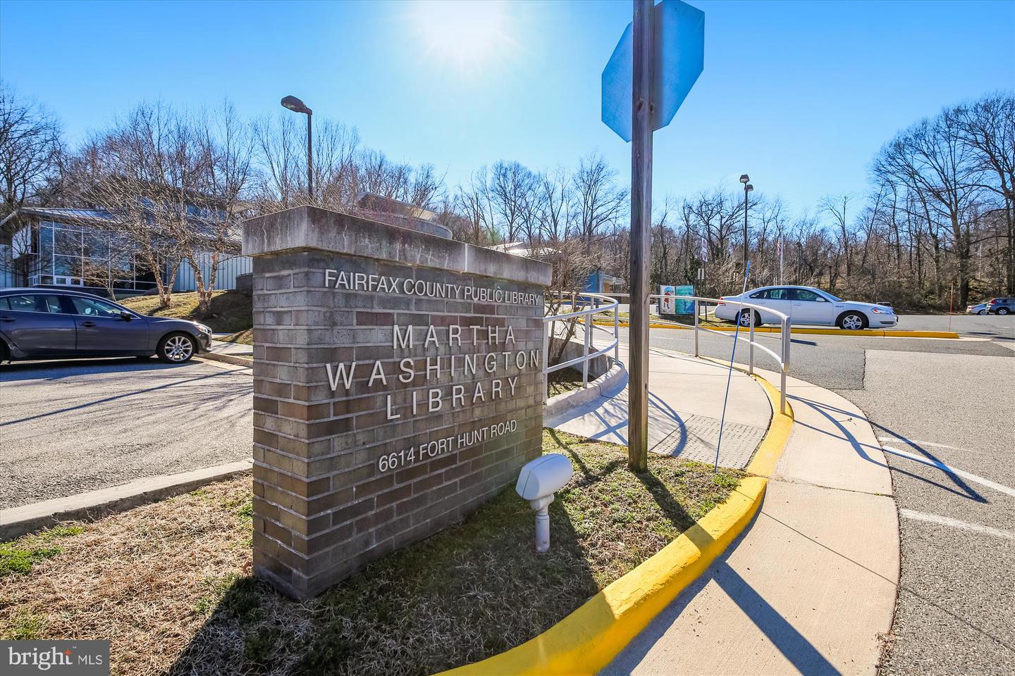 1506 HOLLINDALE DR, ALEXANDRIA, Virginia 22306, 3 Bedrooms Bedrooms, 5 Rooms Rooms,2 BathroomsBathrooms,Residential,For sale,1506 HOLLINDALE DR,VAFX2265952 MLS # VAFX2265952