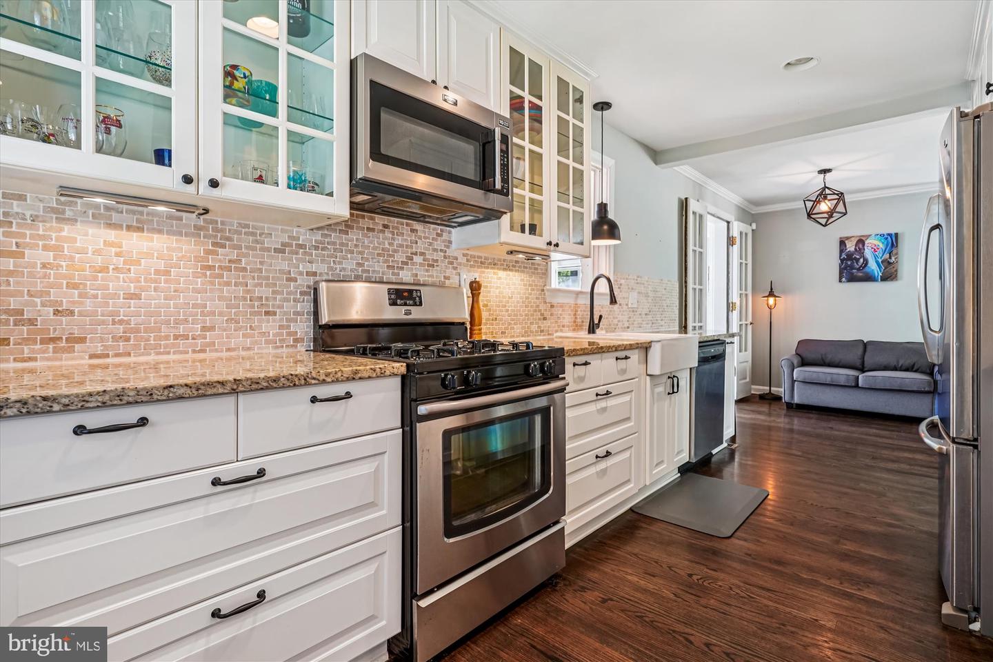 1506 HOLLINDALE DR, ALEXANDRIA, Virginia 22306, 3 Bedrooms Bedrooms, 5 Rooms Rooms,2 BathroomsBathrooms,Residential,For sale,1506 HOLLINDALE DR,VAFX2265952 MLS # VAFX2265952