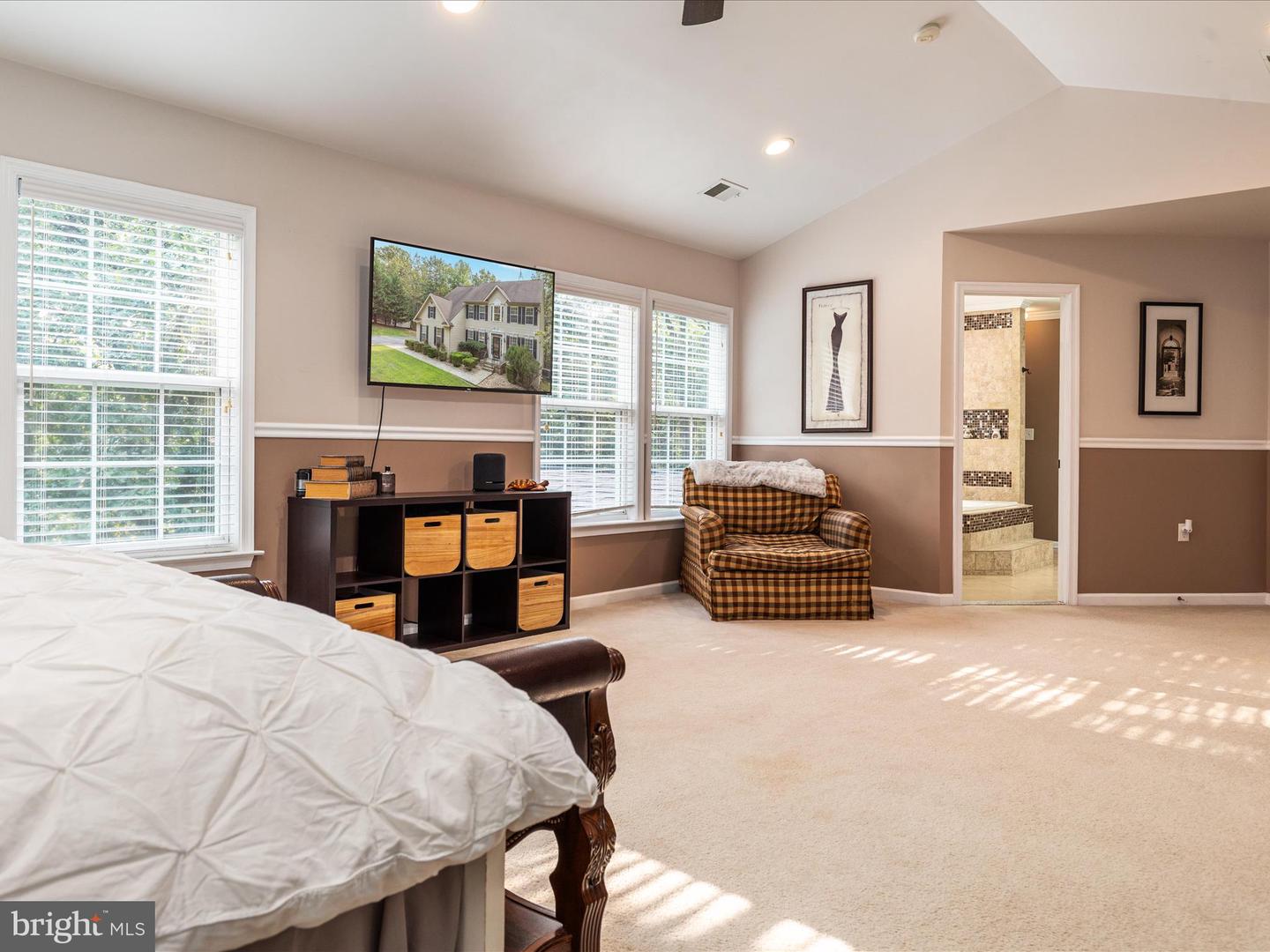 2411 HUNTING RIDGE RD, WINCHESTER, Virginia 22603, 4 Bedrooms Bedrooms, ,3 BathroomsBathrooms,Residential,For sale,2411 HUNTING RIDGE RD,VAFV2036716 MLS # VAFV2036716