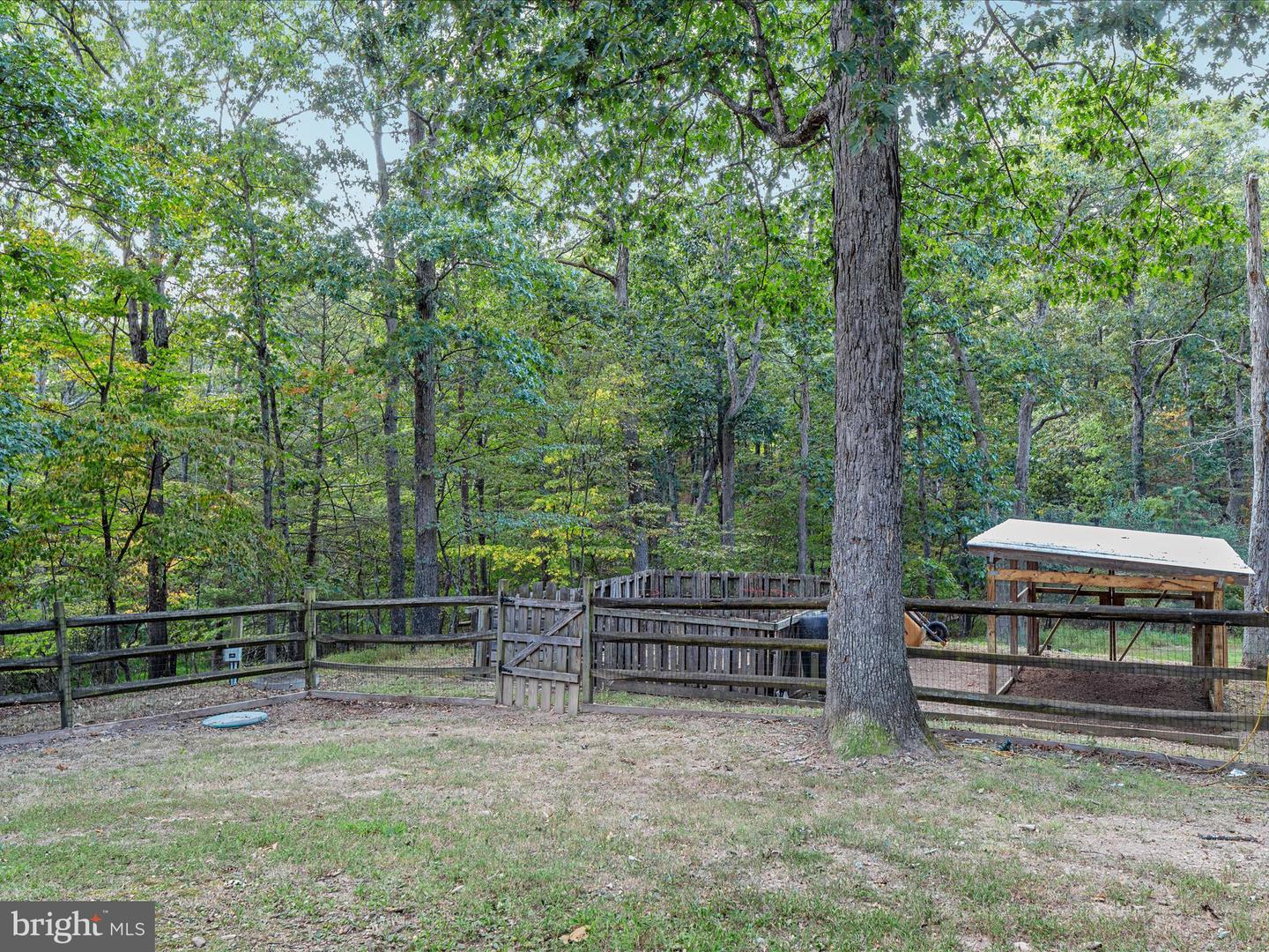 2411 HUNTING RIDGE RD, WINCHESTER, Virginia 22603, 4 Bedrooms Bedrooms, ,3 BathroomsBathrooms,Residential,For sale,2411 HUNTING RIDGE RD,VAFV2036716 MLS # VAFV2036716