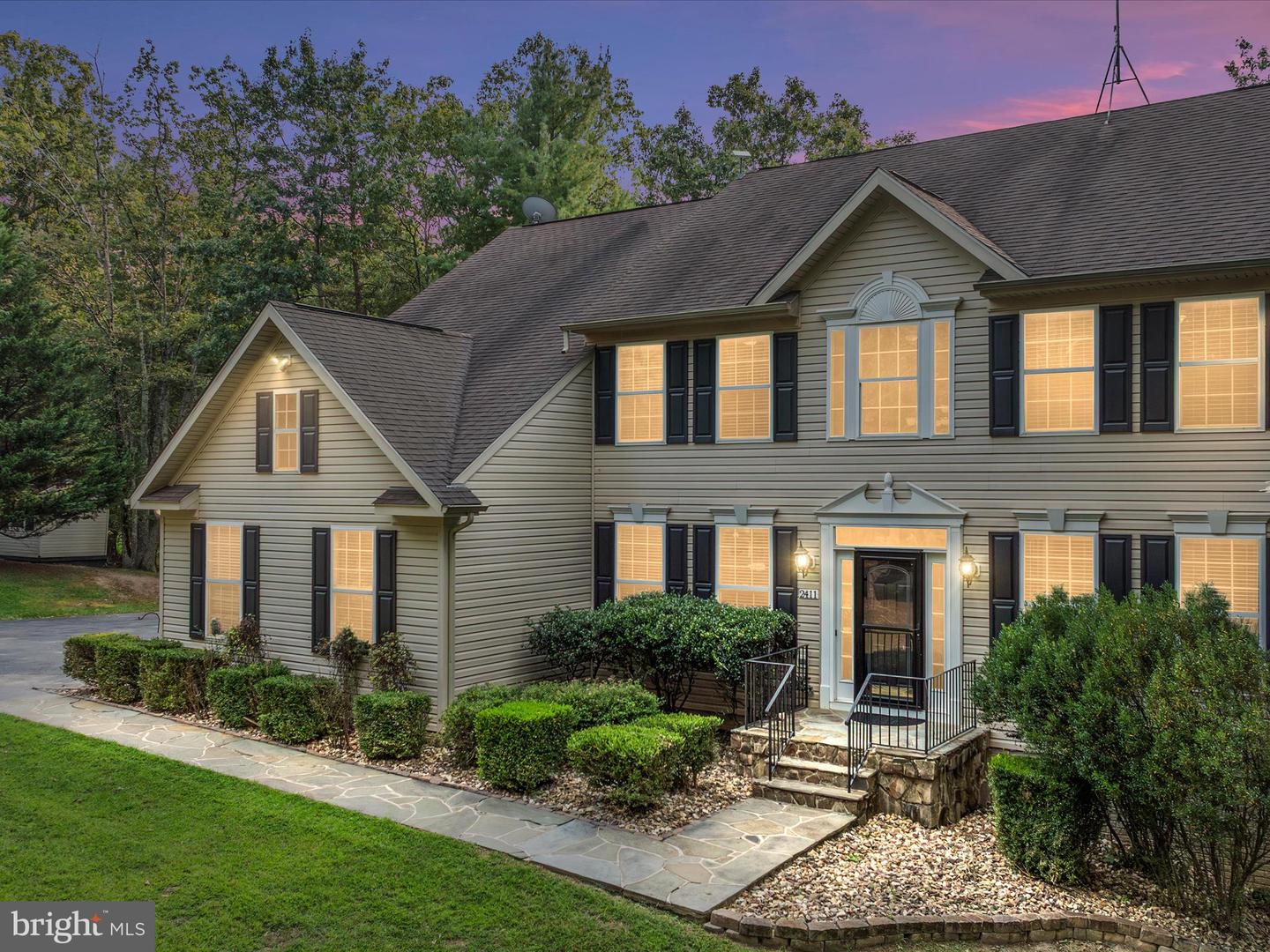 2411 HUNTING RIDGE RD, WINCHESTER, Virginia 22603, 4 Bedrooms Bedrooms, ,3 BathroomsBathrooms,Residential,For sale,2411 HUNTING RIDGE RD,VAFV2036716 MLS # VAFV2036716