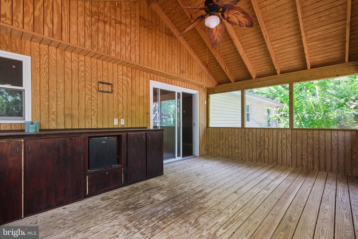 2180 HARPOON DR, STAFFORD, Virginia 22554, 5 Bedrooms Bedrooms, ,3 BathroomsBathrooms,Residential,For sale,2180 HARPOON DR,VAST2042570 MLS # VAST2042570