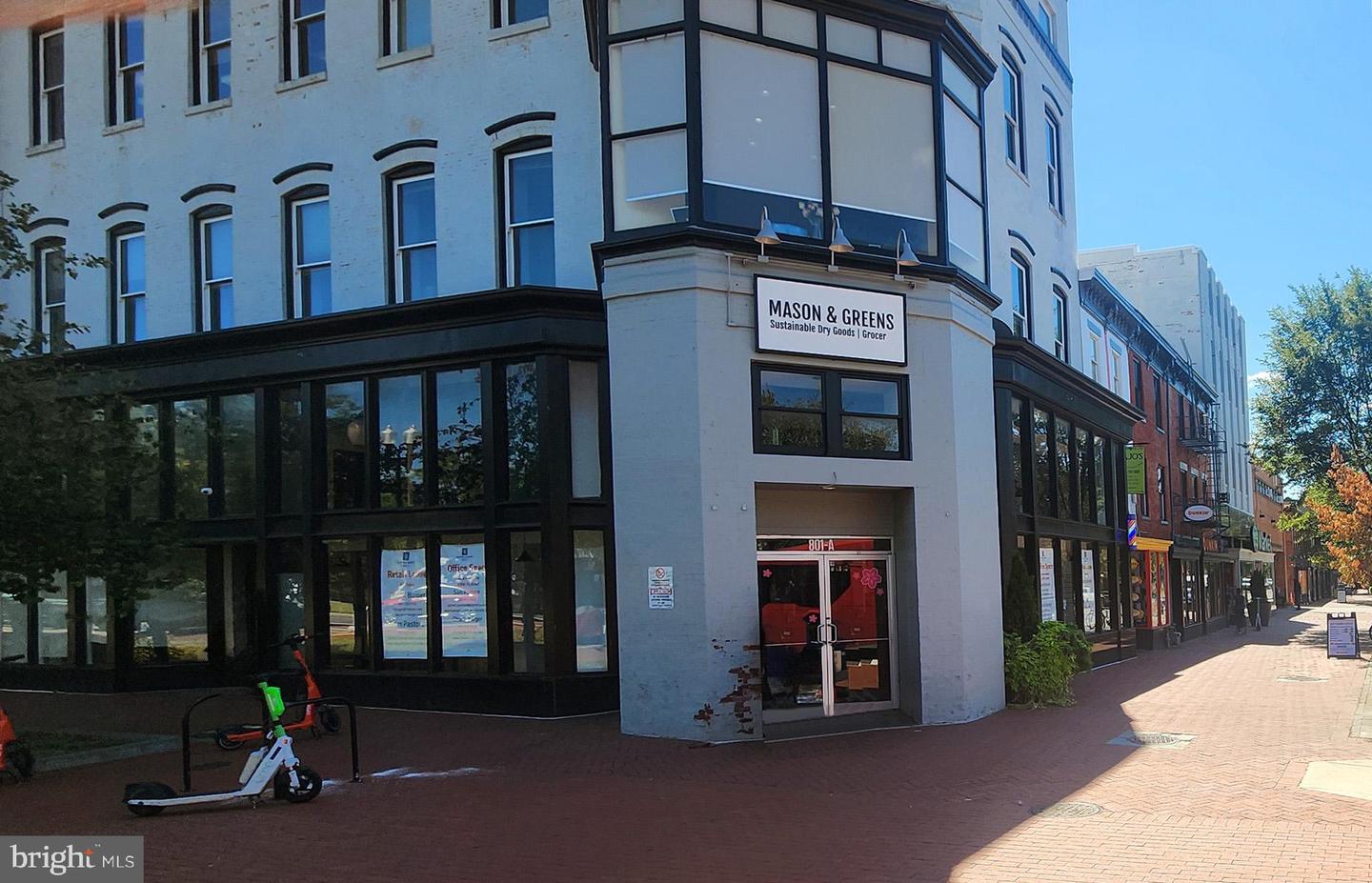 418 7TH ST SE #302, WASHINGTON, District Of Columbia 20003, 1 Bedroom Bedrooms, ,1 BathroomBathrooms,Residential,For sale,418 7TH ST SE #302,DCDC2221404 MLS # DCDC2221404