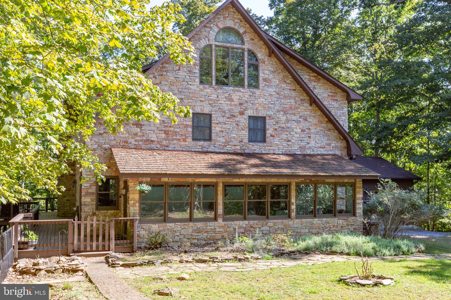 222 BARRED OWL LN, BOYCE, Virginia 22620, 4 Bedrooms Bedrooms, ,3 BathroomsBathrooms,Residential,For sale,222 BARRED OWL LN,VACL2006052 MLS # VACL2006052